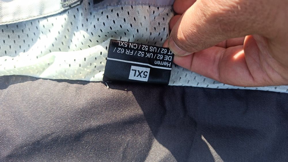 Vând pantaloni Fastway măsură 5XL