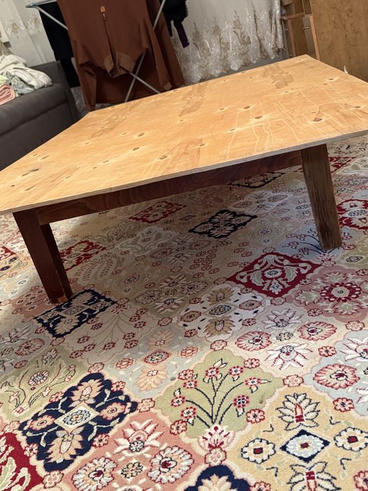 Жер стол сатылады!