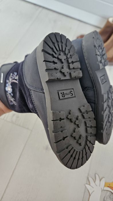 Нови естествена кожа боти и ботуши 23 и 24 размер