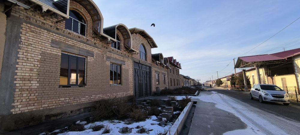 10 сотихли Уй Сотилади Самарканд MFY