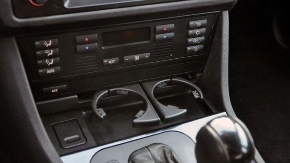 Cup holder BMW E39  5 series / поставка за чаши БМВ е39 5 СЕРИЯ/series
