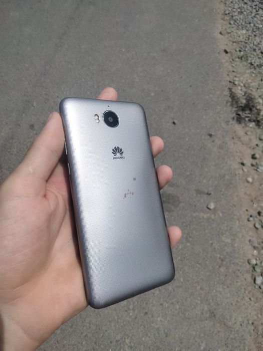 Рабочий Huawei L22