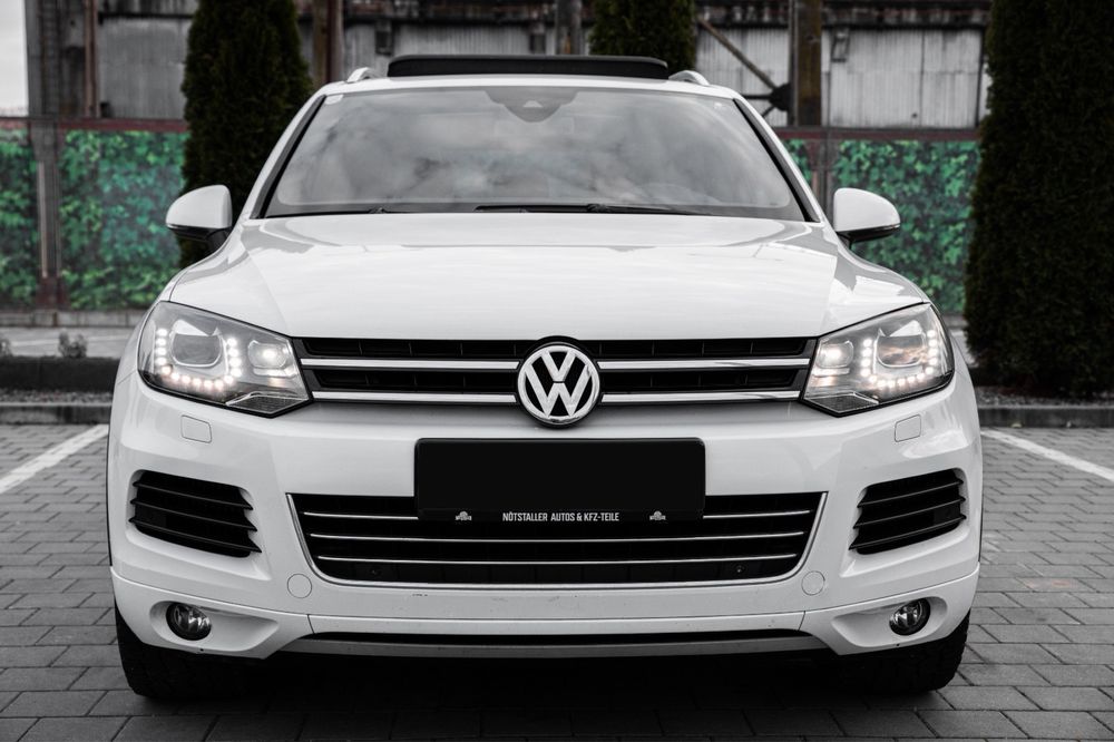 VW Touareg 2012 Diesel 3.0 Panoramic Piele