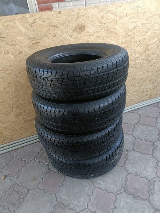 Продам шины зимные