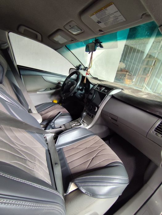 Машина Тайота каролла