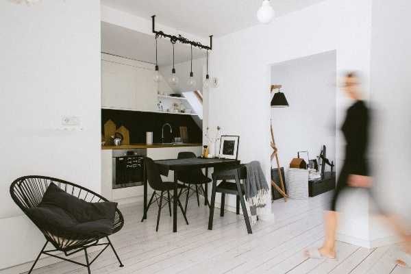 Продава се Тристаен апартамент в Пловдив, Южен - 83 кв.м за 1988 €/кв.м - Снимка #1