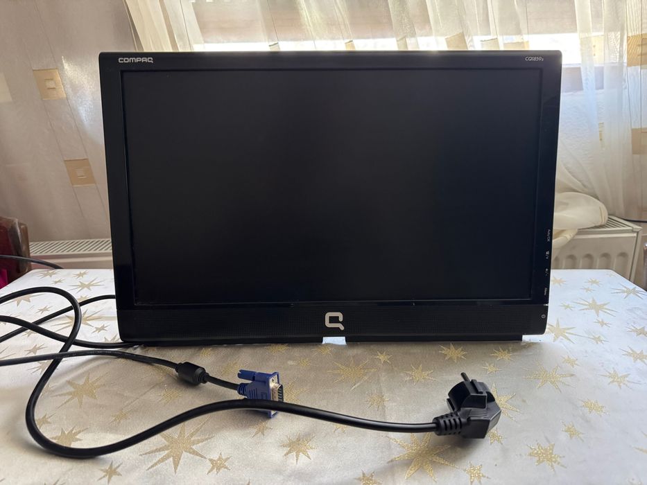 Монитор HP Compaq