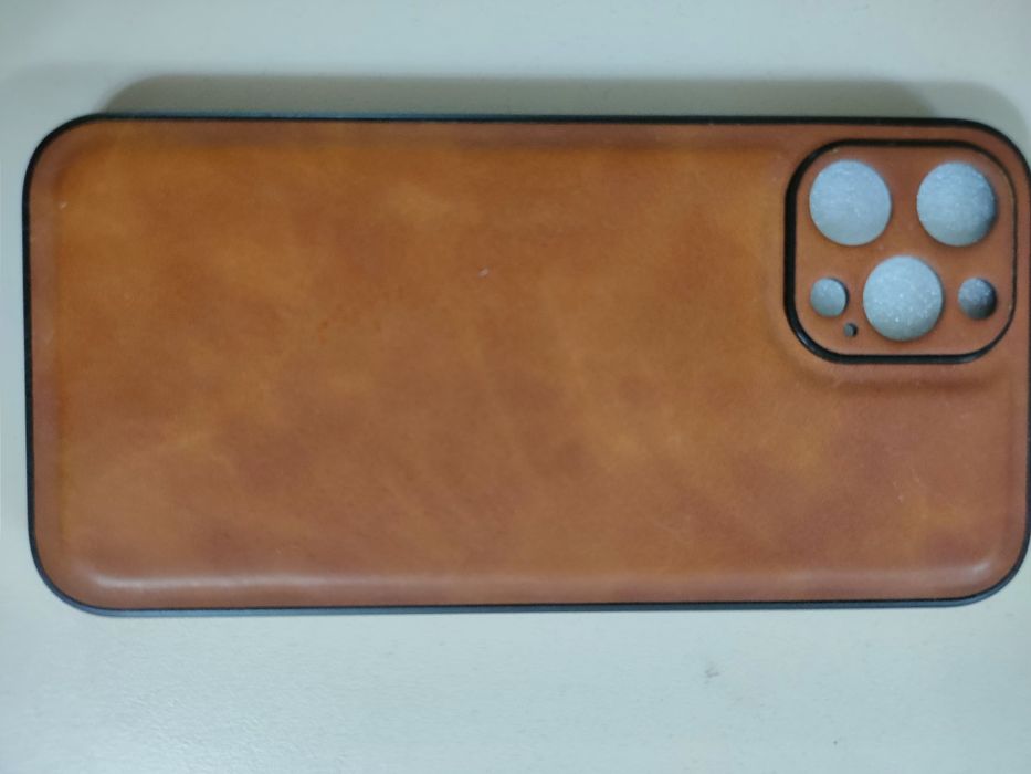 Чехлы на iPhone 12 Pro Max