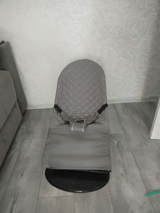 Продам детский манеж и ходунки