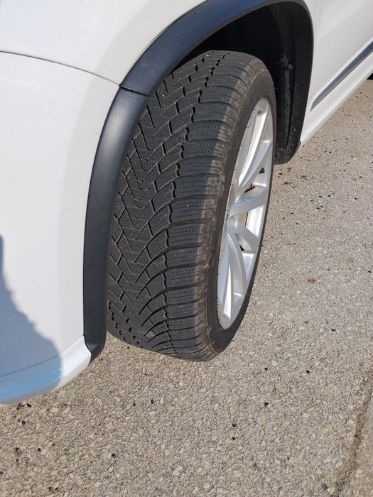 VW Tiguan  R line