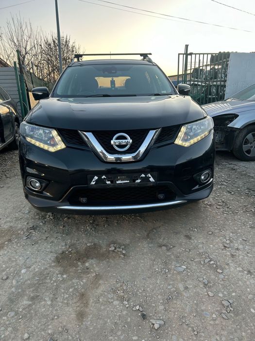 Aripă stânga față Nissan X Trail T32 2015
