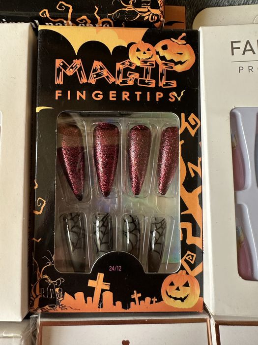 Изкуствени нокти