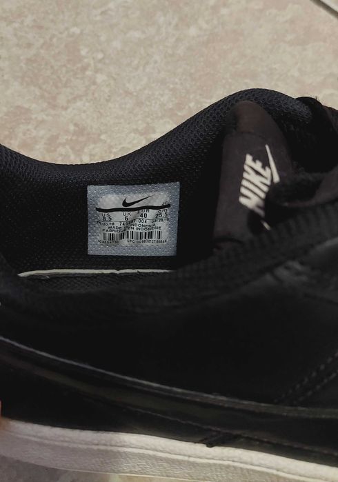 Дамски кецове Nike