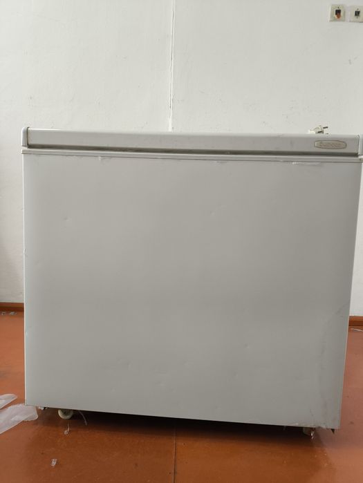 Продам морозилку бирюса