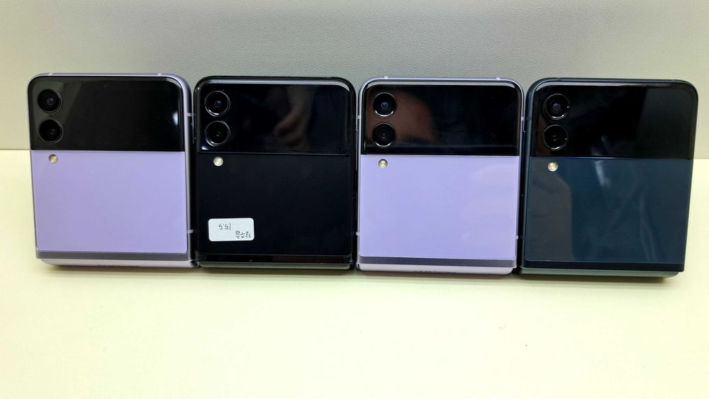 Samsung Z flip4 xotirasi 8/256GB