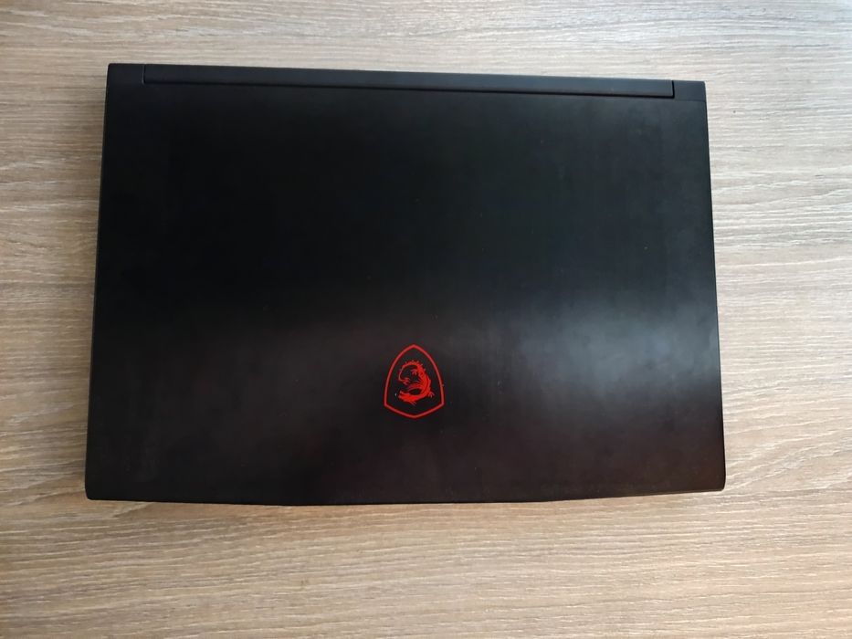 Laptop MSI cu procesor Intel Core i7