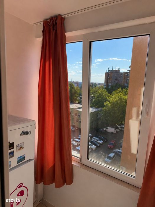 Garsoniera 28 mp - zona Circumvalatiunii Timisoara