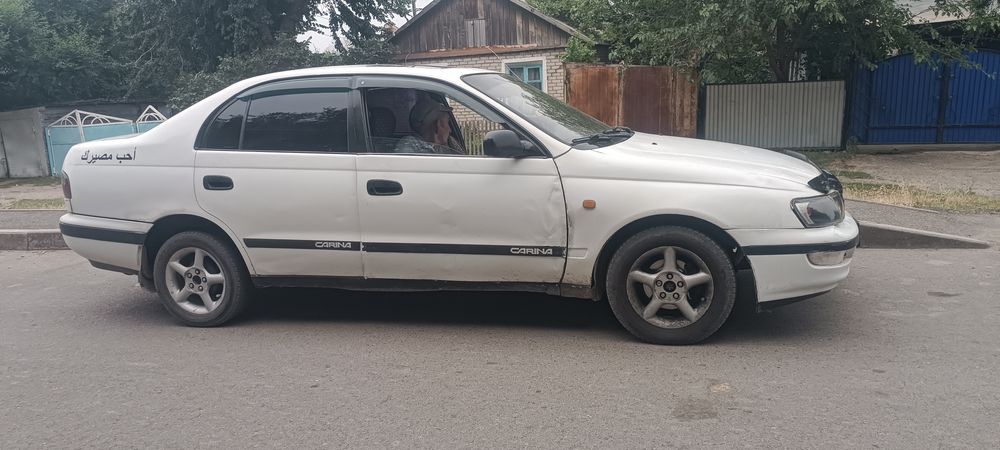 Продам Тоиота Карина е .