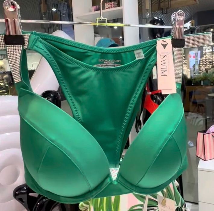 Зелен бански Victorias secret със стрази