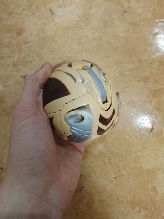 Продам бакуган 6000 тг