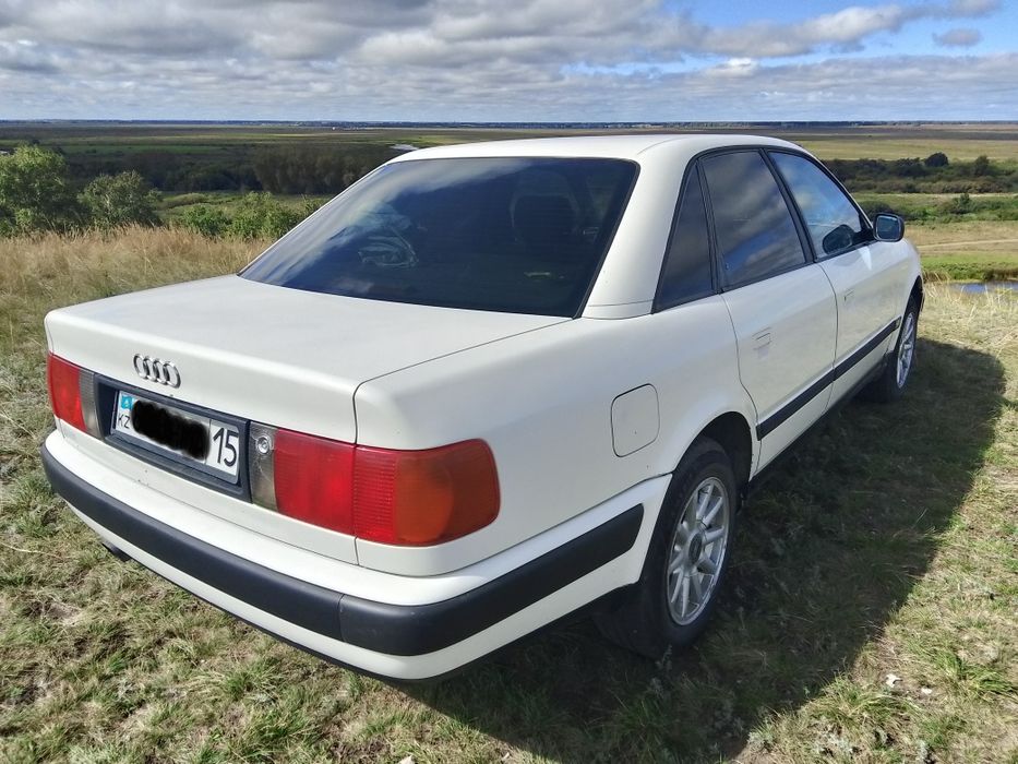 Продам Ауди 100 с4