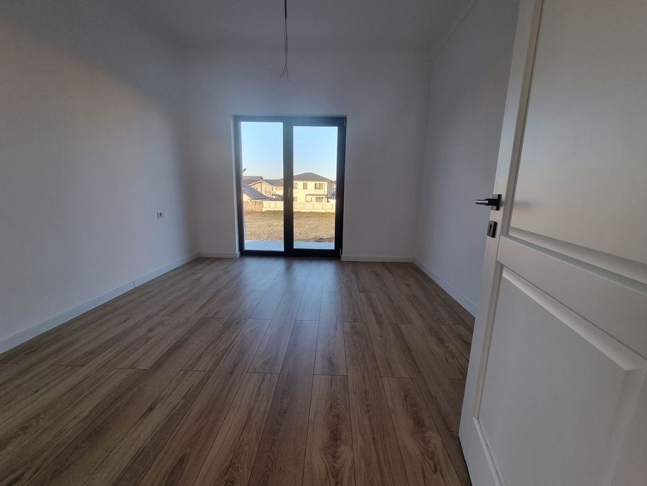 Casa P+E+pod Popas Pacurari, 4 camere, 402 mp teren