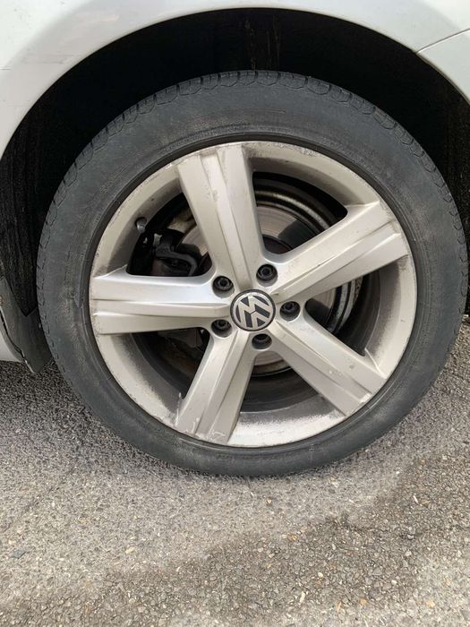 Фолксваген Пасат Б7 1.6 тди 105 коня 2013 год