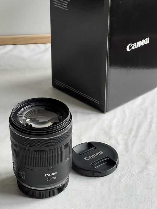 Canon RF 28-70mm F2.8 IS STM (неразличим от нов)