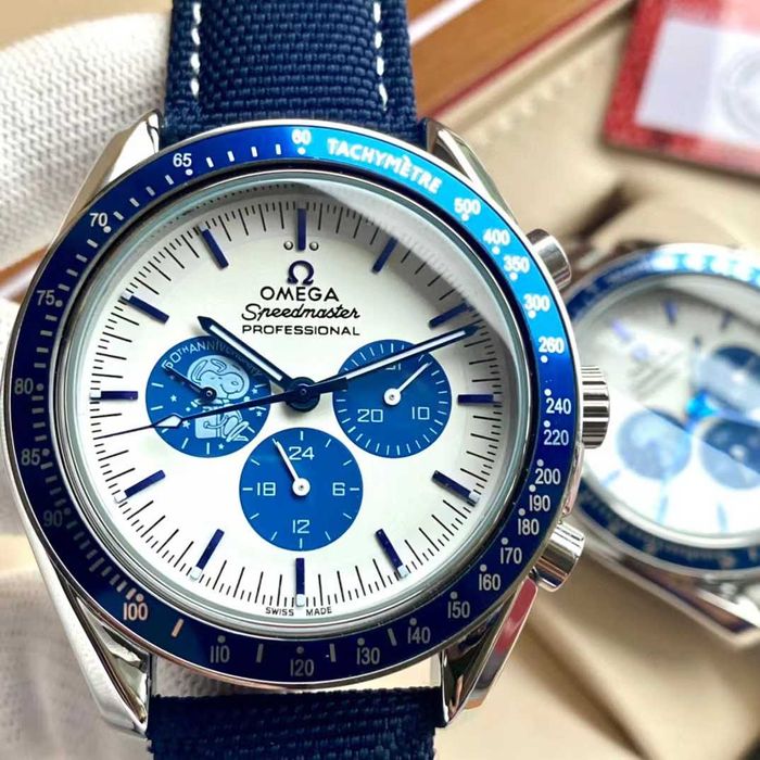 Кварцов мъжки часовник OMEGA Speedmaster Silver Snoopy