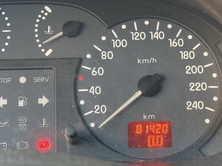 RENAULT Clio 2004 — imagine 1