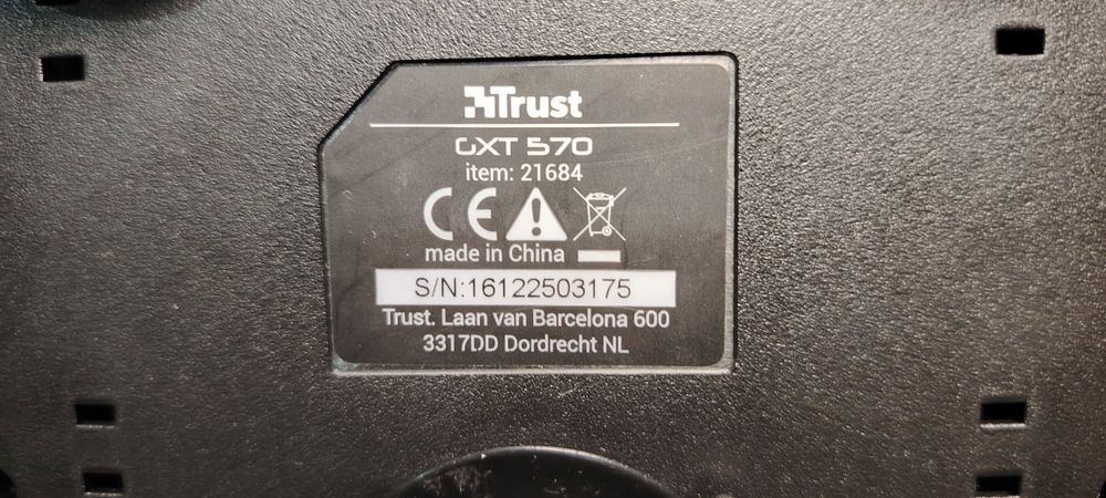 Volan gaming Trust GXT570 - utilizat 10%