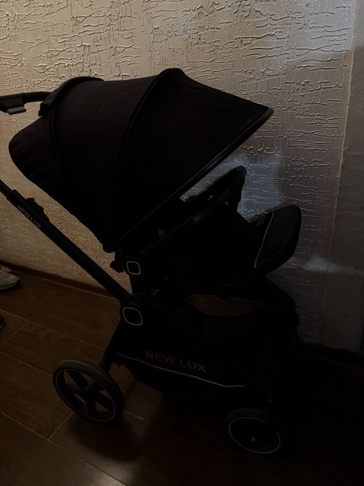 Продам десткую коляску от 0-3 лет