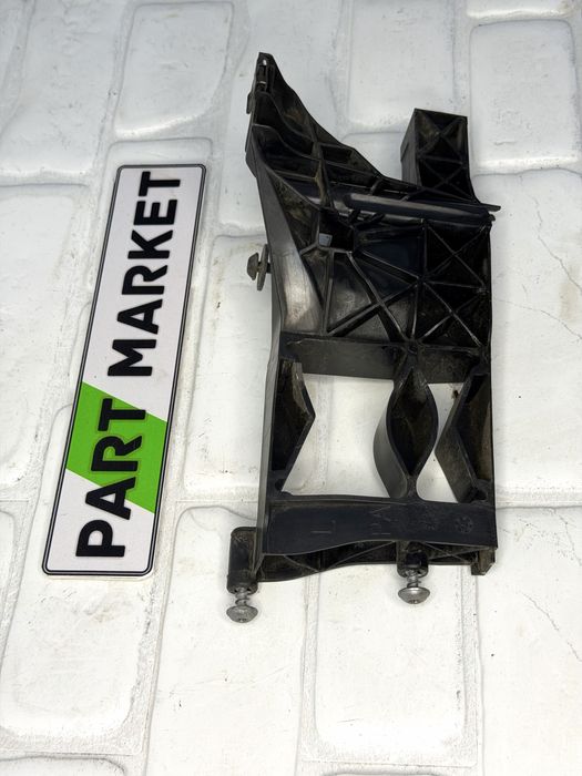 Стойка дуржач ляв фар AUDI A6 C7.5 Фейслифт 4G0805607A