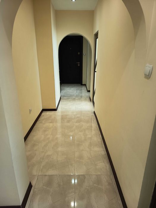 Продавам двустаен апартамент