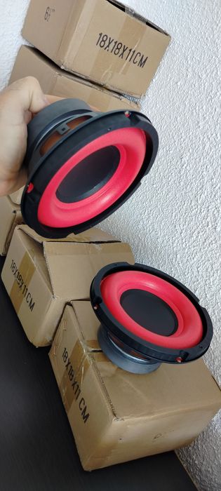 Басови високоговорители