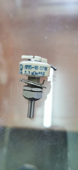 Переменные резисторы