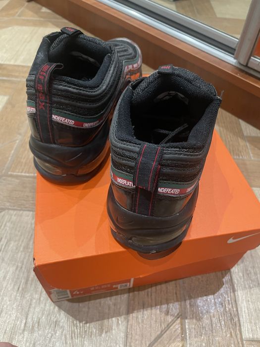 Женские кроссовки Nike