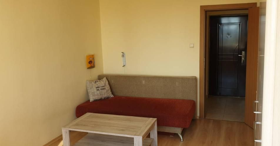 Дава се под наем Тристаен апартамент в Бургас, Славейков - 110 кв.м за 663 € - Снимка #4