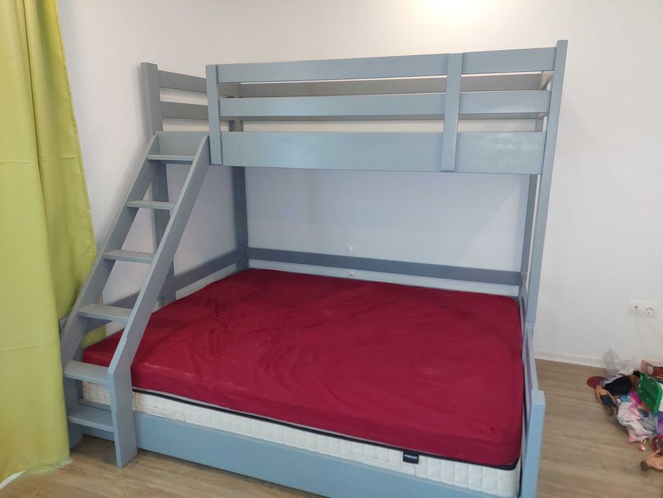 TRANSPORT GRATUIT.Pat etajat cu spatiu pt joaca sau saltea.cod 3012