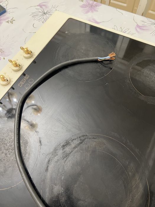 Электрическая плита Smeg