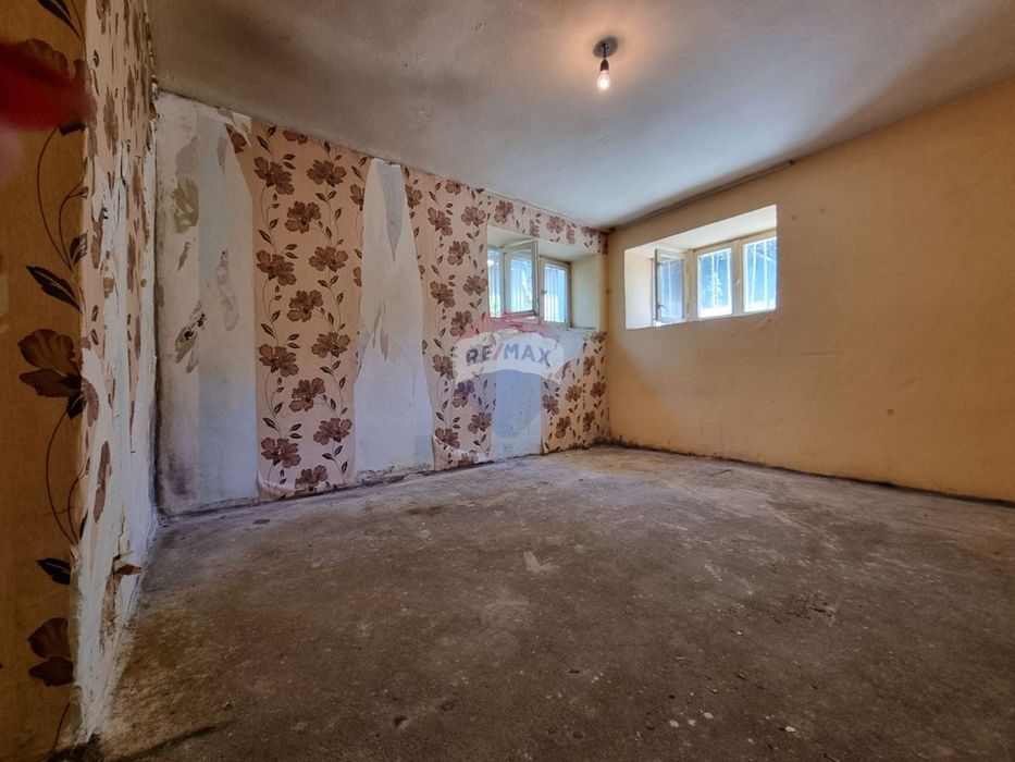 Дава се под наем Двустаен апартамент в Варна, Виница - 36 кв.м за 178.5 € - Снимка #4