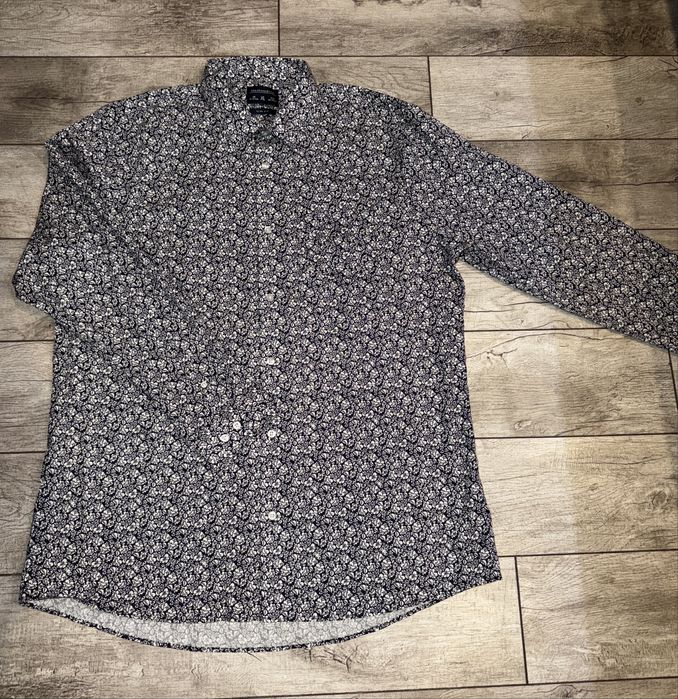 Нова страхотна риза, slim fit, XL