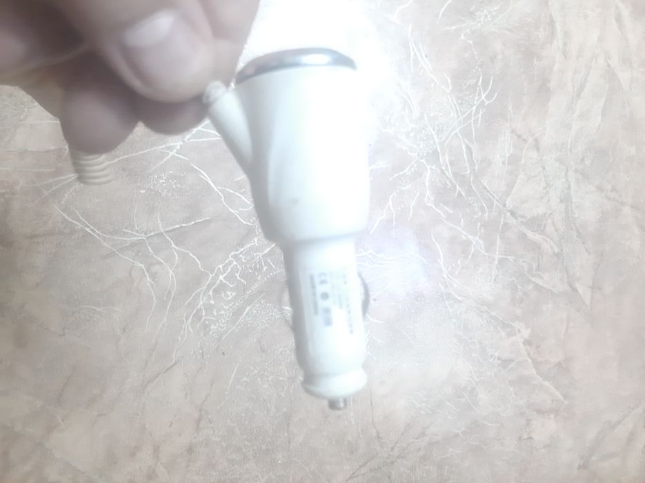 Зарядка для телефона, от прикуривателя в автомобиле