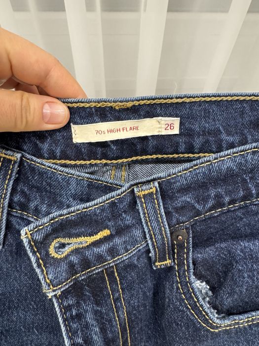 Продам джинсы levis