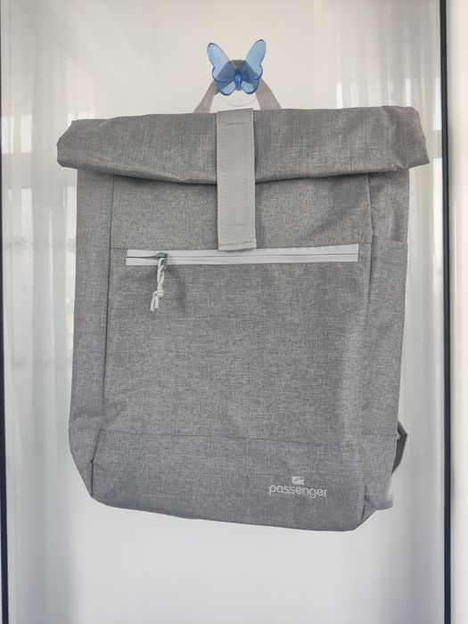 Rucsac NOU impecabil