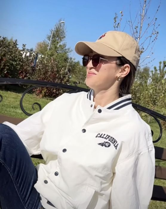 Who.a.u бомбер оригинал