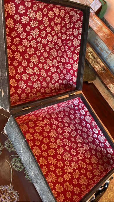 Vând Acordeon Tula (URSS) cu cutie originală