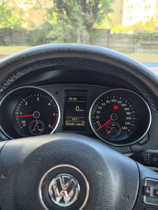 Vand Golf 6 2.0 TDI 176 cai - revizie efectuata