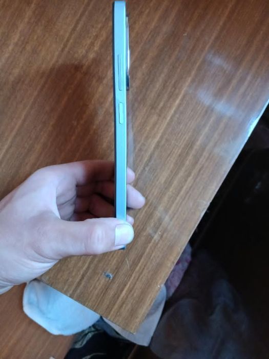 телефон POCO C71