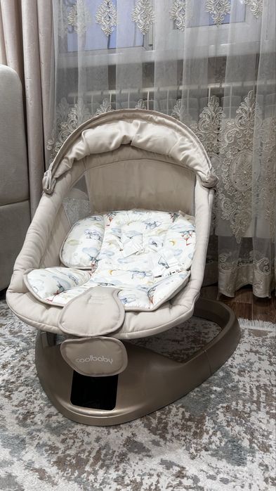 Шезлонг новый.